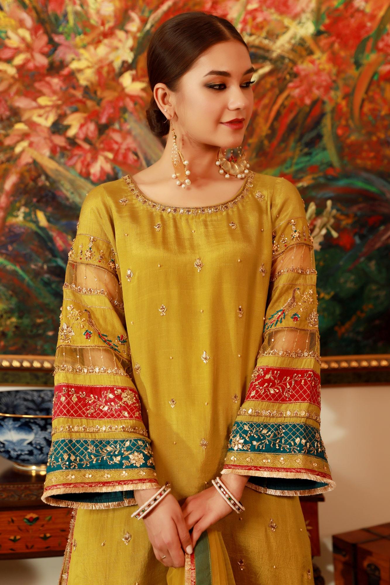 Mehendi Ki Raat | Ready To Wear | Luxury Formal Women Suits Zaaviay Global Mehendi Ki Raat | Ready To Wear | Luxury Formal Women Suits Zaaviay Global