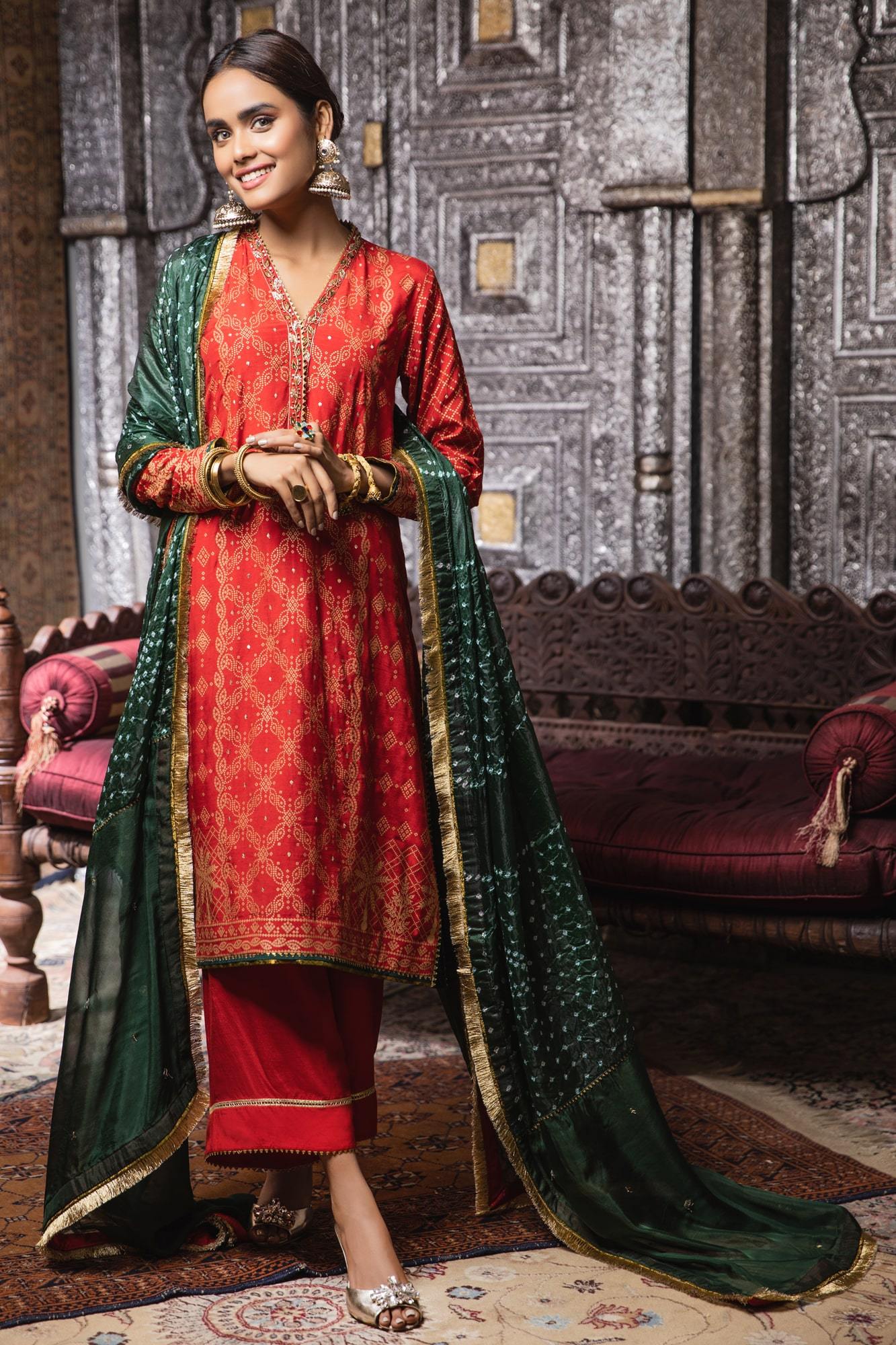 Pakistani Women Formal Dresses