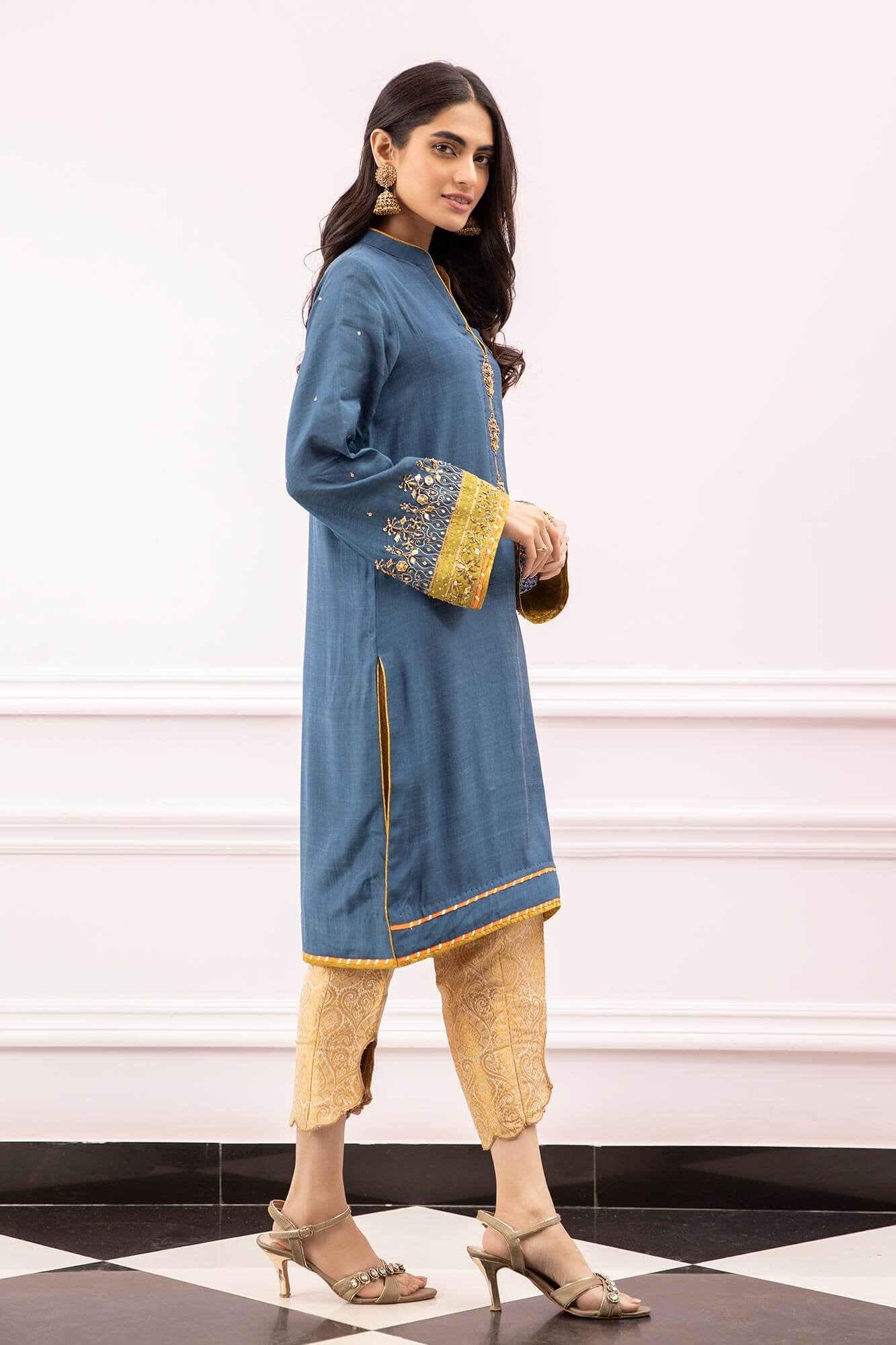 Zaaviay Online Pakistani Kurtis best for any festive events 